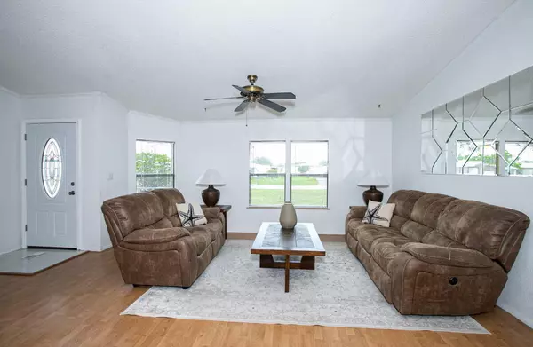 Barefoot Bay, FL 32976,803 Vireo DR