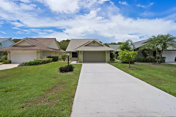 Hobe Sound, FL 33455,13082 SE Crooked Stick LN