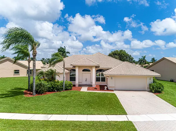 6809 Blue Bay CIR, Lake Worth, FL 33467