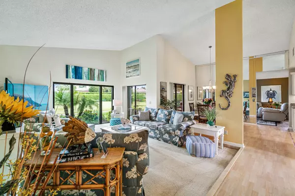 Delray Beach, FL 33484,5651 Pleasant Valley LN