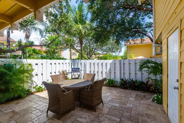 Jupiter, FL 33477,234 Seabreeze CIR