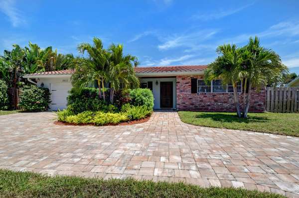 2822 SW 5th ST, Boynton Beach, FL 33435