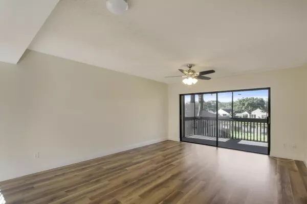 Boynton Beach, FL 33436,7539 Greenlake WAY D