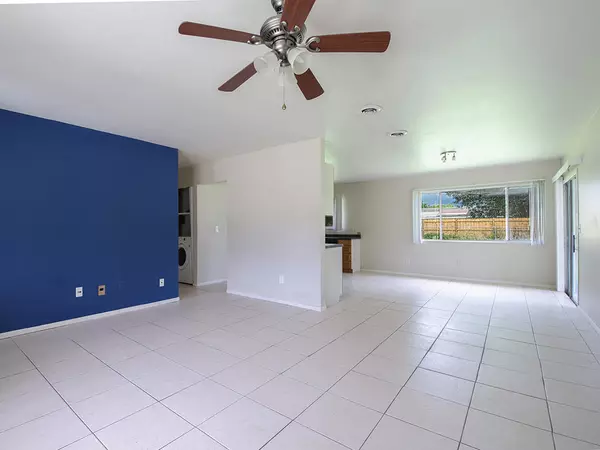 Port Saint Lucie, FL 34953,409 SW Eastport CIR