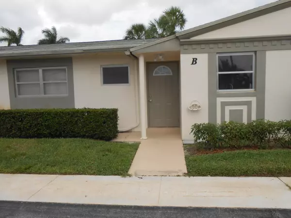 2853 W Crosley DR B, West Palm Beach, FL 33415