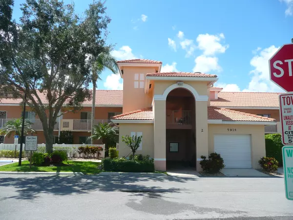 Boynton Beach, FL 33437,5914 Regal Glen DR 207