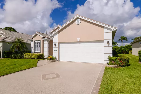 Port Saint Lucie, FL 34986,888 NW Sarria CT