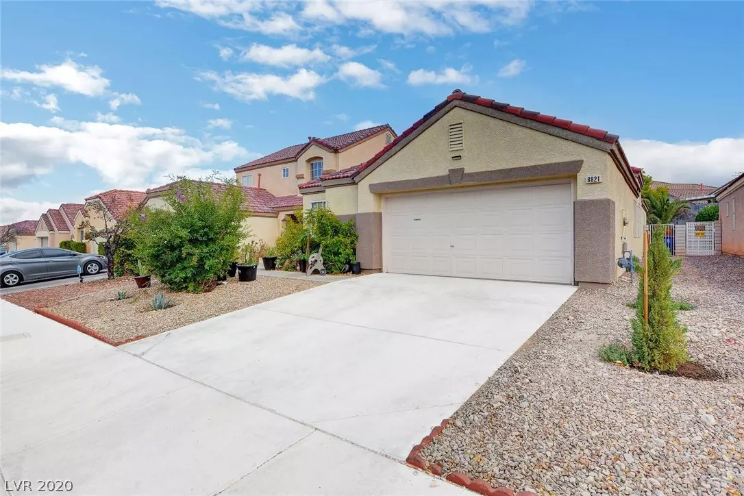 Las Vegas, NV 89143,8821 Pine Pitch Drive