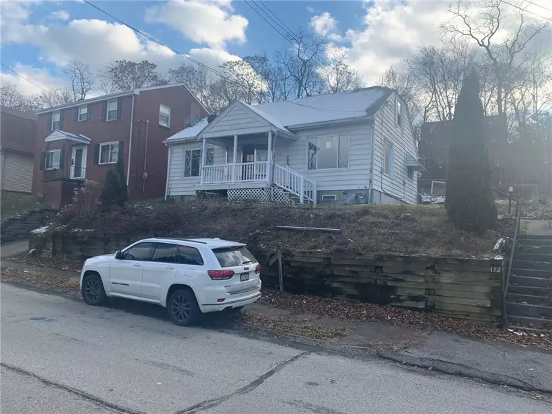 132 E Virginia Ave, Homestead, PA 15120