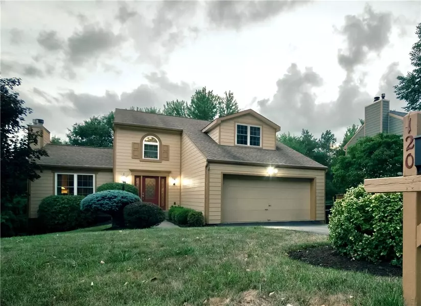 120 Valley Forge Dr, Cranberry Township, PA 16066