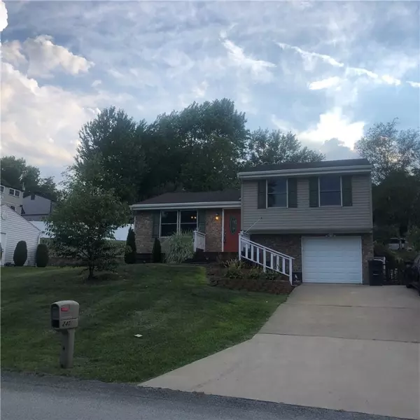 240 Farmbrook Drive, Greensburg, PA 15601