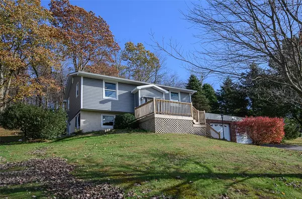 Blairsville, PA 15717,51 Iris St