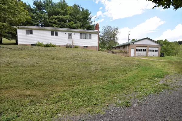 553 Valley View Road, Claysville, PA 15323