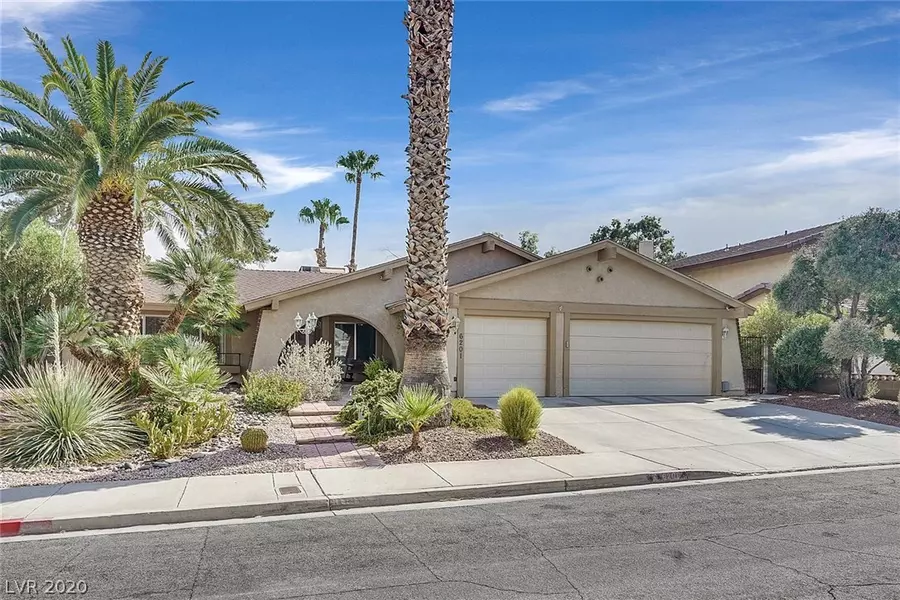 6201 Sweetbriar Court, Las Vegas, NV 89146