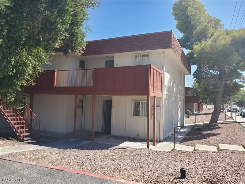 5374 SWENSON Street #19, Las Vegas, NV 89119