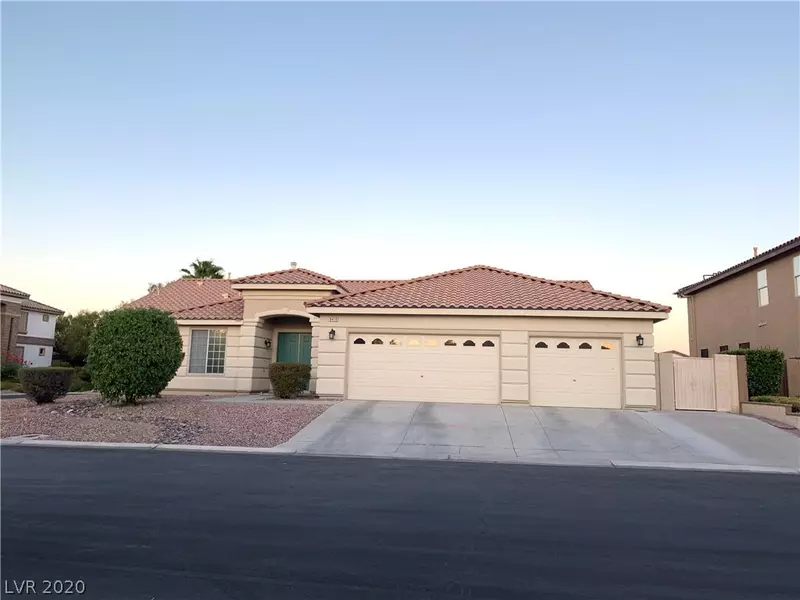 9410 Stone Castle Way, Las Vegas, NV 89123