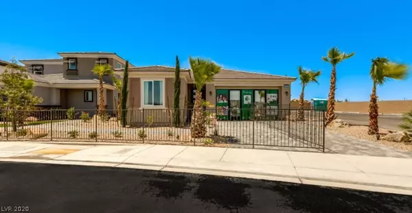 North Las Vegas, NV 89081,5441 Desert Mirage Street