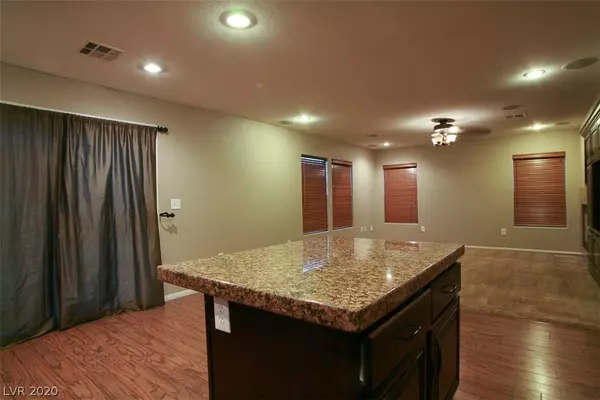 North Las Vegas, NV 89084,6584 Bared Eagle Place