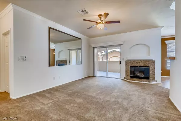 Las Vegas, NV 89128,8736 Red Brook Drive #203