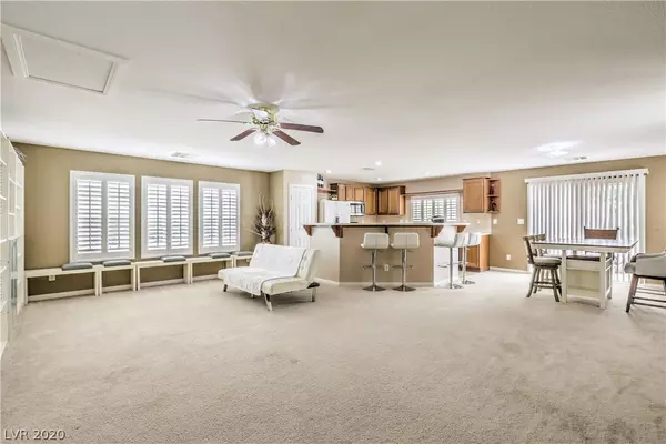 Las Vegas, NV 89148,5697 Tapestry Rose Court