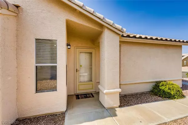 Henderson, NV 89015,895 Cozy Valley Street