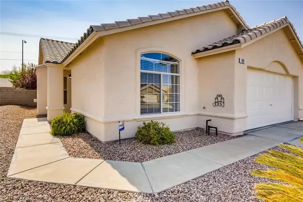 Henderson, NV 89015,895 Cozy Valley Street