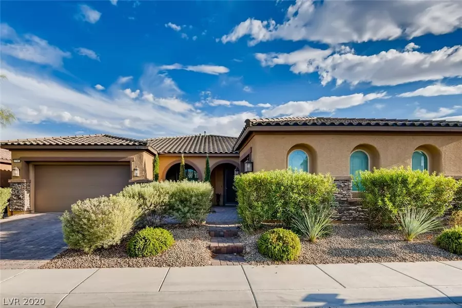 7785 Lovely Squaw Court, Las Vegas, NV 89179