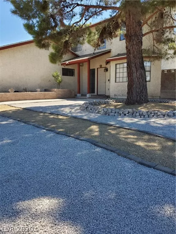 Las Vegas, NV 89119,3915 Waterford Lane