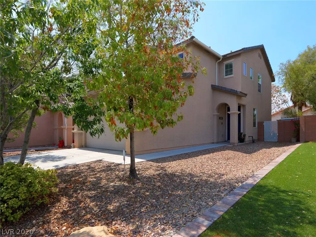 Las Vegas, NV 89131,8429 Debellis Creek Court