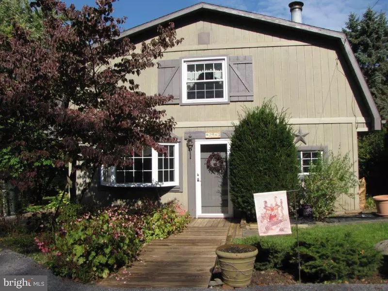 2963 SPRING VALLEY RD, Lancaster, PA 17601