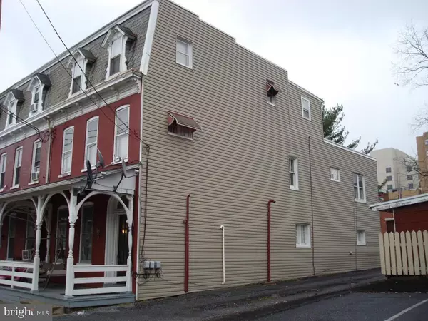 Lancaster, PA 17602,116 E NEW ST