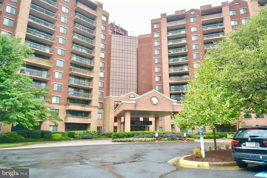 2230 GEORGE C MARSHALL DR #1023, Falls Church, VA 22043