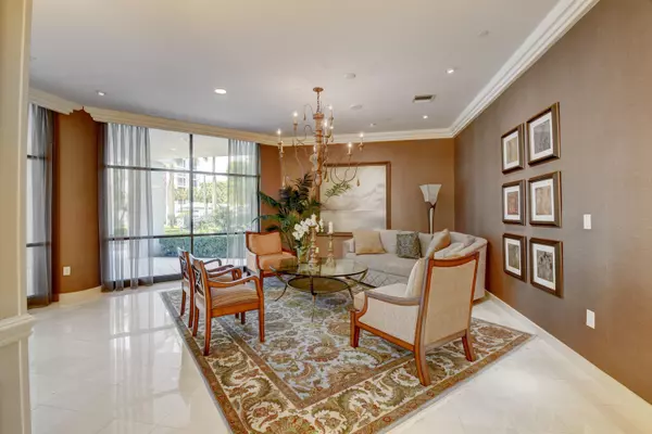 Boca Raton, FL 33434,20320 Fairway Oaks Drive 334