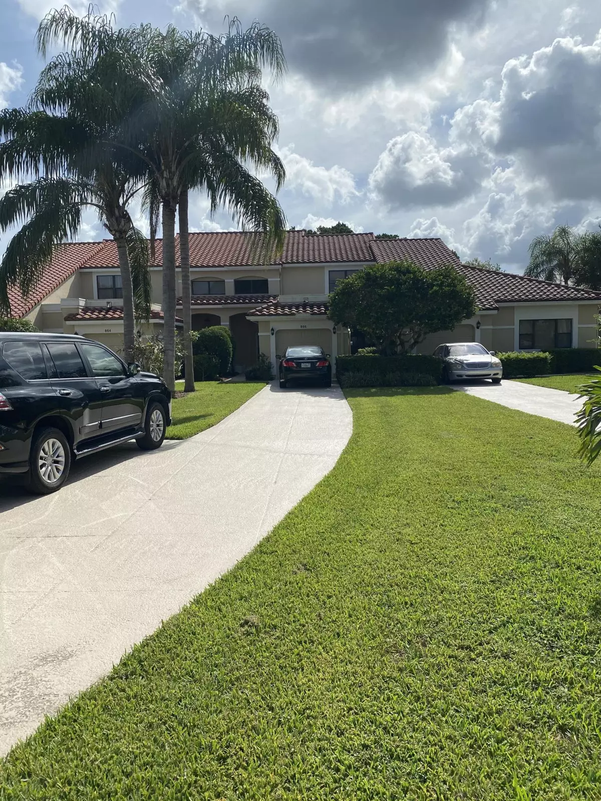 Palm Beach Gardens, FL 33418,866 Windermere WAY