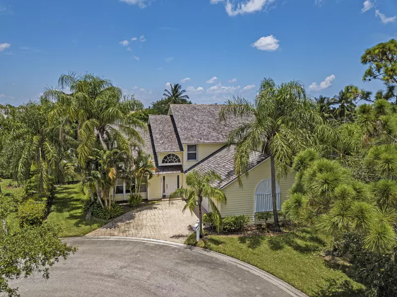 9029 SE Breeze WAY, Hobe Sound, FL 33455