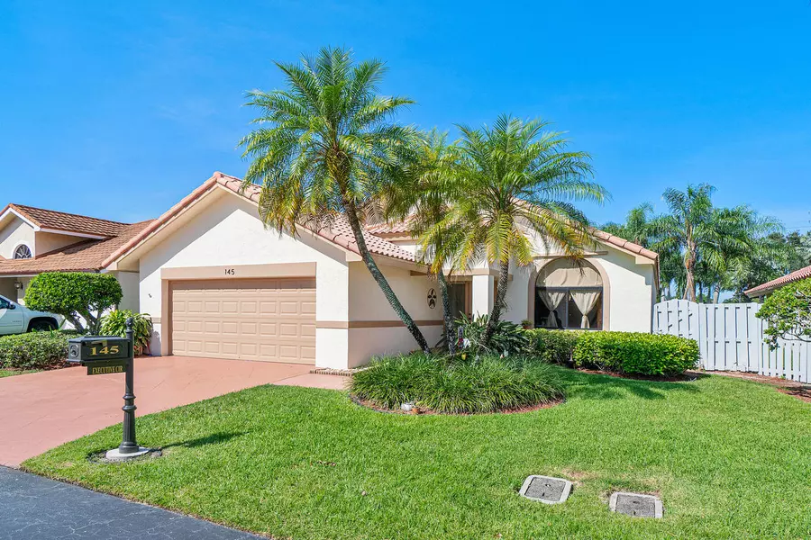 145 Executive CIR, Boynton Beach, FL 33436