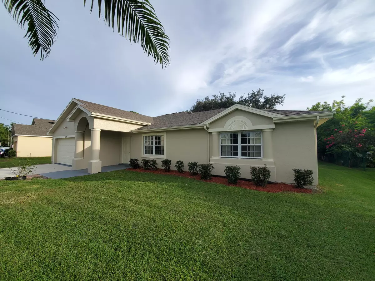 Port Saint Lucie, FL 34953,234 SW Amesbury AVE