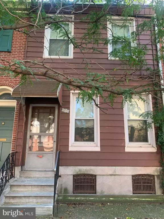 240 CHRISTIAN ST, Philadelphia, PA 19147