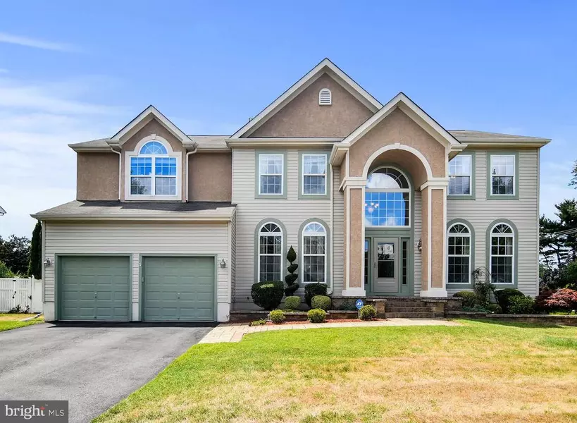 2 JASMINE DR, Burlington, NJ 08016