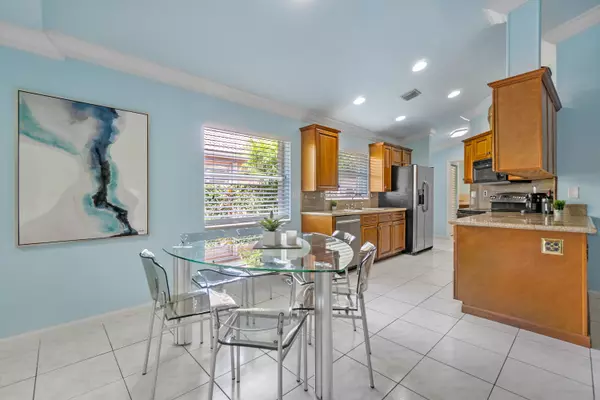 Delray Beach, FL 33484,5549 Grande Palm CIR