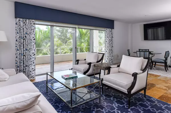 44 Cocoanut ROW 222a, Palm Beach, FL 33480