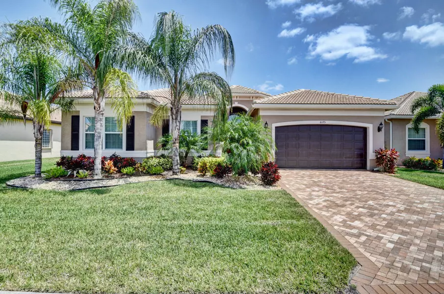 8175 Green Mountain RD, Boynton Beach, FL 33473