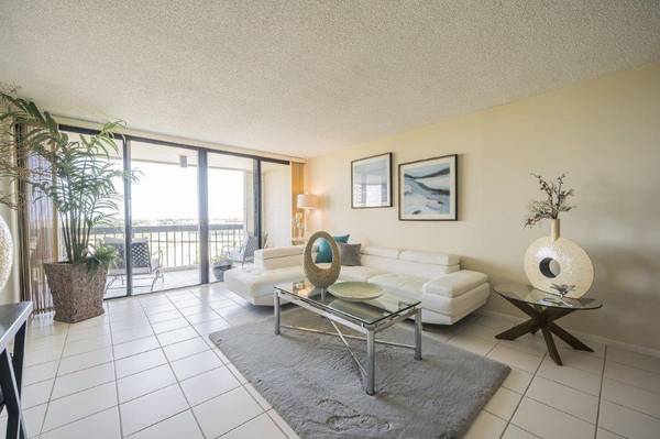 2425 Presidential WAY 801, West Palm Beach, FL 33401