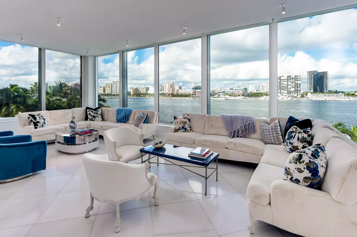 Palm Beach, FL 33480,44 Cocoanut ROW 317a