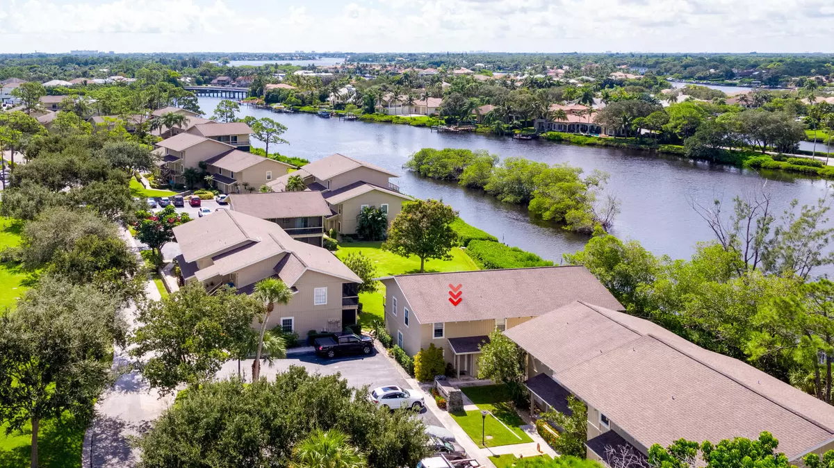 Tequesta, FL 33469,9120 SE Riverfront TER A