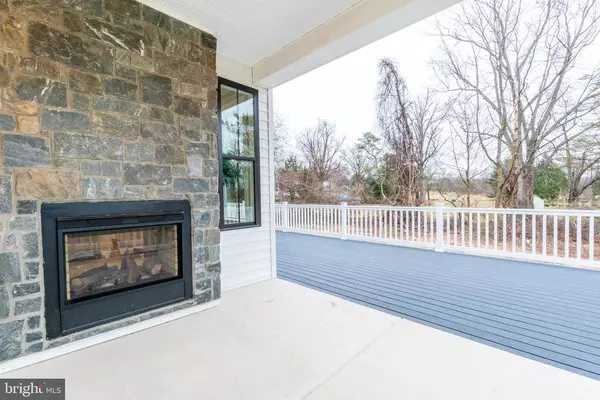 Warrington, PA 18976,3301 APPLEWOOD COURT