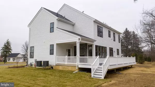 Warrington, PA 18976,3301 APPLEWOOD COURT