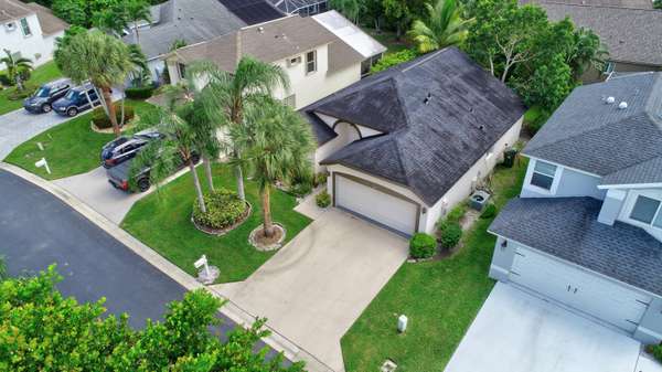364 Hammocks TRL, Greenacres, FL 33413