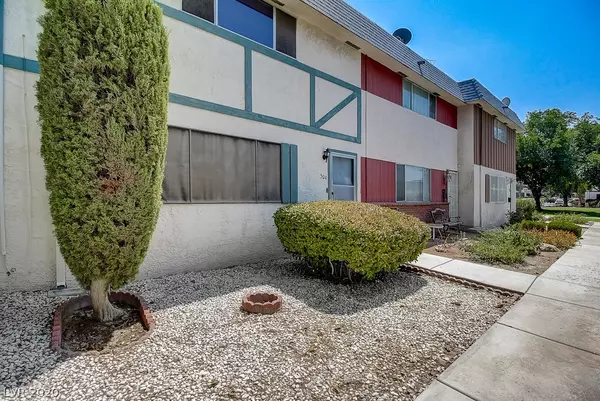 Las Vegas, NV 89121,504 Greenbriar Townhouse Way