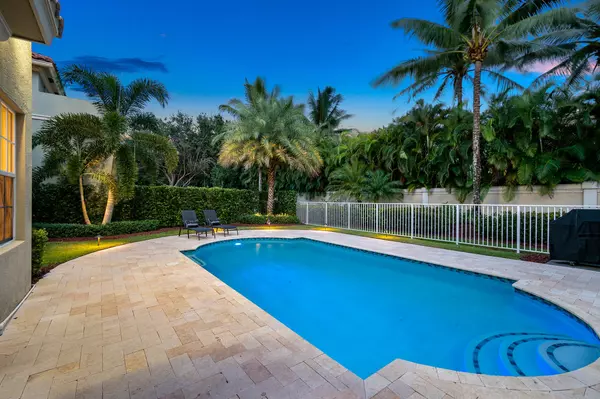 Boynton Beach, FL 33472,9821 Cobblestone Creek DR